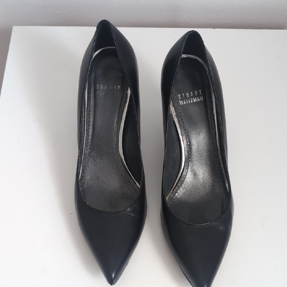Stuart Weitzman Black Pointed Toe Heels